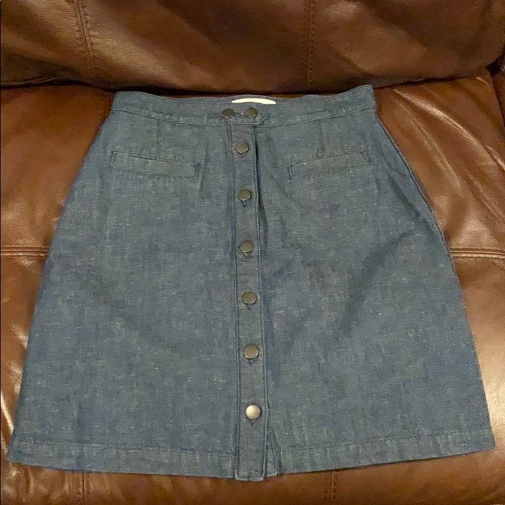 NWT Button down skirt Size M